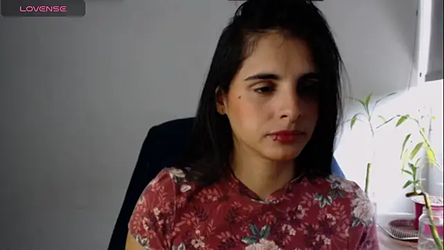 Snapshot of alma_violeta chatting on 21, 3, 2025 alma violeta online show from 21, 3, 2025