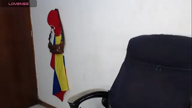 Snapshot of alma_violeta chatting on 9, 9, 2025 alma violeta online show from 9, 9, 2025