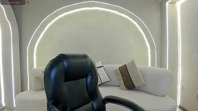 ArianaDumont online show from 10, 1, 2026