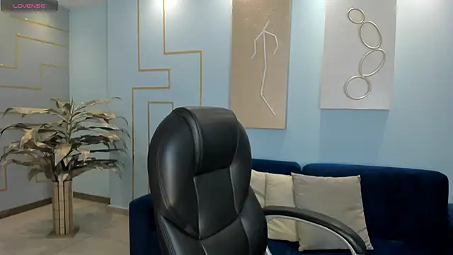 KatieStonne online show from 11, 3, 2025