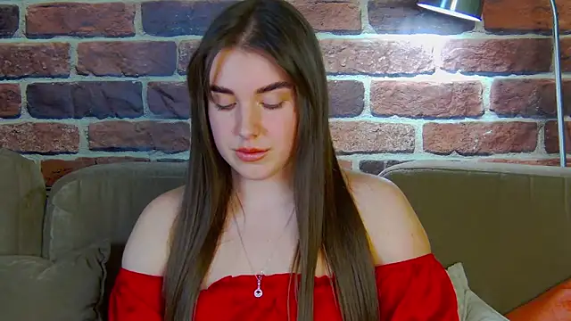 Snapshot of Sofia_Hugs chatting on 2, 3, 2026 Sofia Hugs online show from 2, 3, 2026