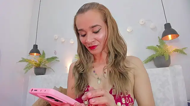 Snapshot of penelope_handaos chatting on 2, 3, 2025 penelope handaos online show from 2, 3, 2025