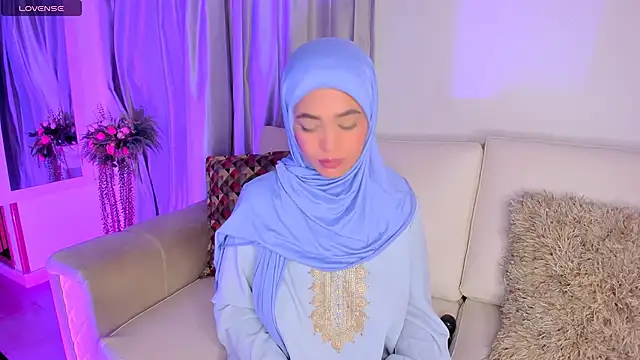 azzahara069 online show from 25, 2, 2025