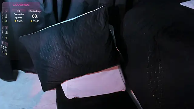 Dylanwhite23  online show from 18, 11, 2025