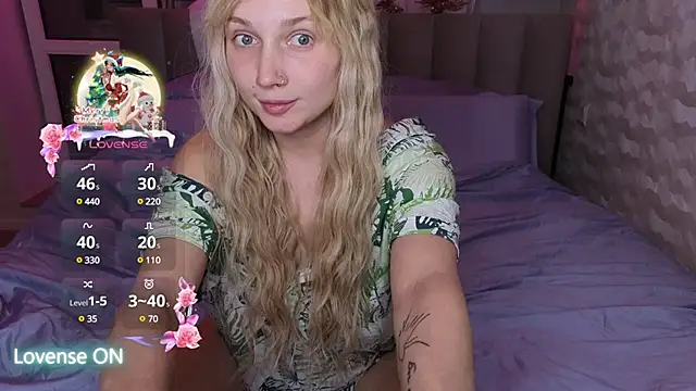 GoodGirl0024 online show from 19, 2, 2025