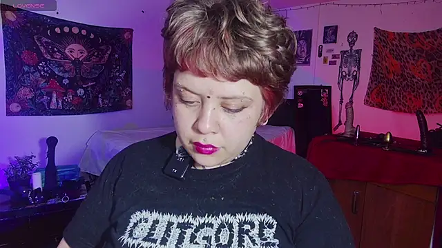 Sabrina scarlett online show from 2, 4, 2026