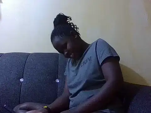 Sweetcecie01 online show from 14, 12, 2025