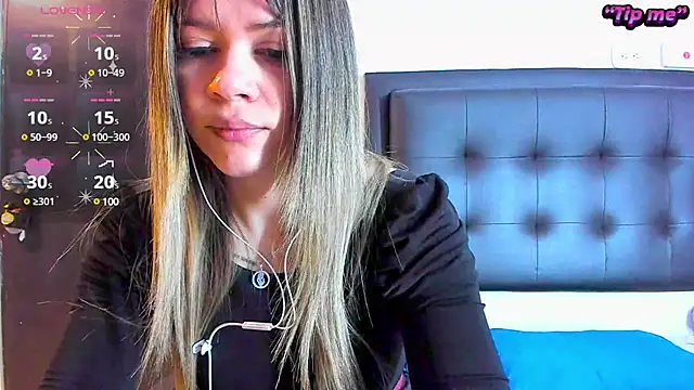 Snapshot of daniela_beauty chatting on 7, 12, 2024 daniela beauty online show from 7, 12, 2024