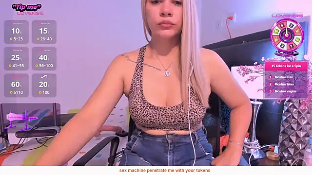 Snapshot of daniela_beauty chatting on 15, 5, 2026 daniela beauty online show from 15, 5, 2026
