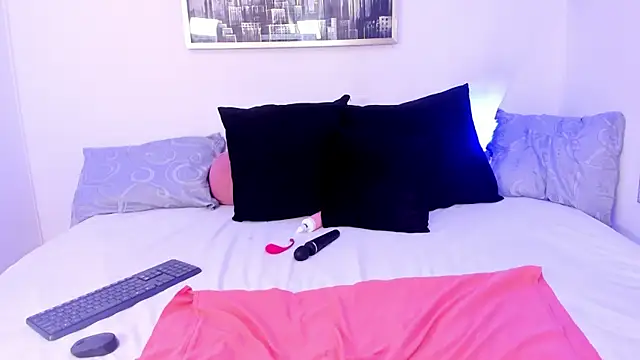 Snapshot of tamhy_ferrara chatting on 16, 2, 2025 tamhy ferrara online show from 16, 2, 2025