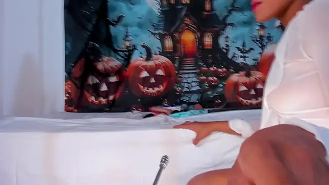 Juliette  3 online show from 1, 11, 2025