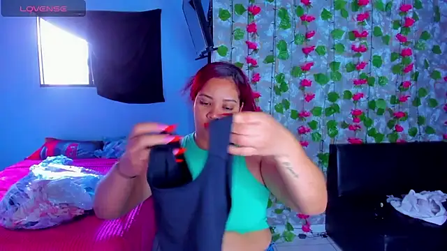 Snapshot of AngelaCoffee chatting on 12, 5, 2026 AngelaCoffee online show from 12, 5, 2026