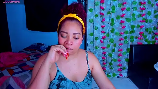 Snapshot of AngelaCoffee chatting on 18, 5, 2026 AngelaCoffee online show from 18, 5, 2026