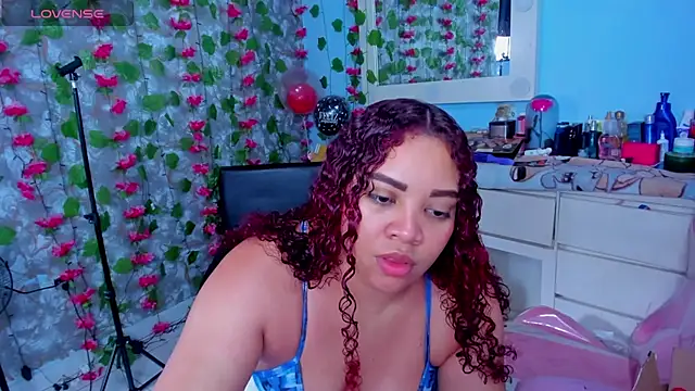 Snapshot of AngelaCoffee chatting on 2, 6, 2026 AngelaCoffee online show from 2, 6, 2026