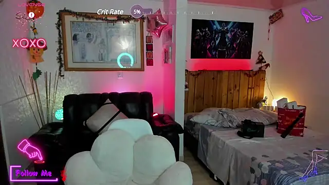 LauGrayJ online show from 1, 2, 2025