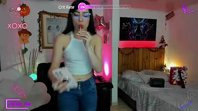 LauGrayJ online show from 19, 2, 2025