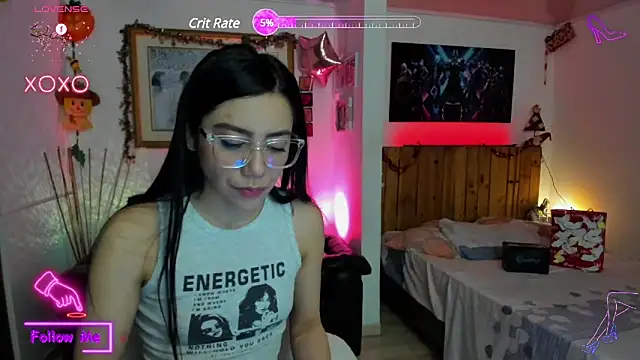 LauGrayJ online show from 8, 3, 2025