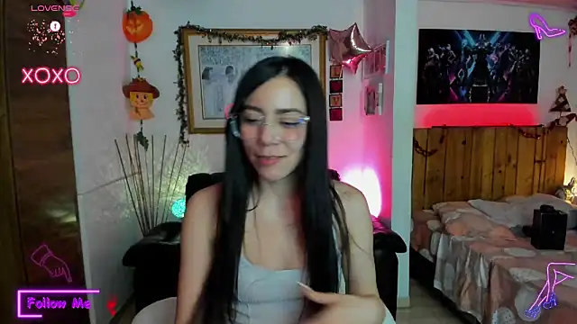 LauGrayJ online show from 13, 3, 2025