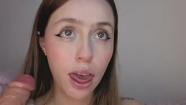 Snapshot of SofiaGc chatting on 27, 10, 2025 SofiaGc online show from 27, 10, 2025