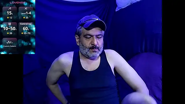Snapshot of BushBator chatting on 26, 4, 2026 BushBator online show from 26, 4, 2026