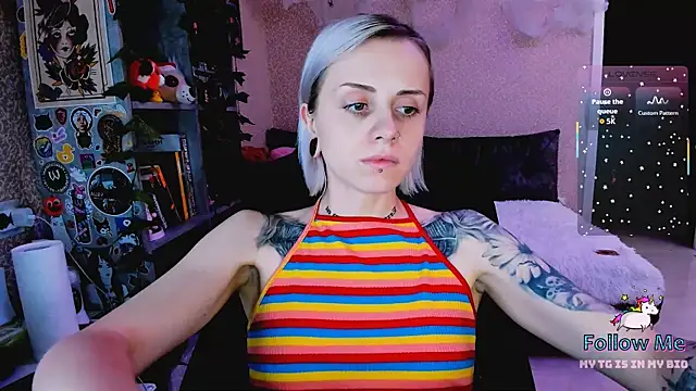 NaniMoore online show from 22, 11, 2025