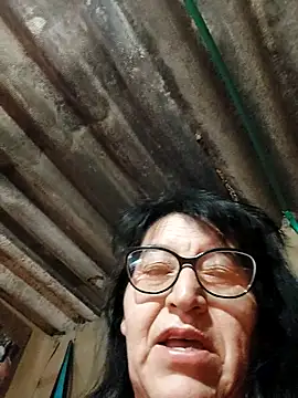 clarita 01 online show from 6, 10, 2025