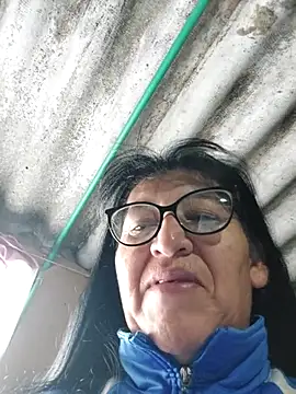 clarita 01 online show from 27, 10, 2025