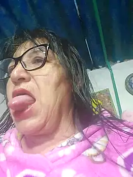 clarita 01 online show from 11, 3, 2026