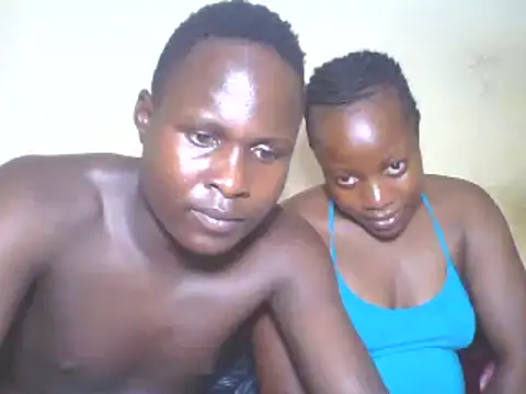 Snapshot of Dark_Queenchocolate chatting on 12, 12, 2024 Dark Queenchocolate online show from 12, 12, 2024