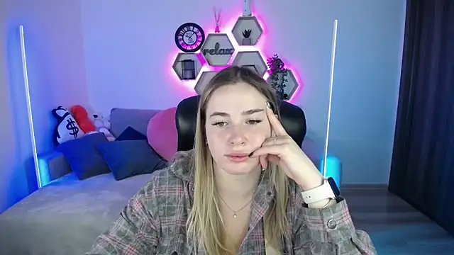 SabrinViolet online show from 12, 9, 2025