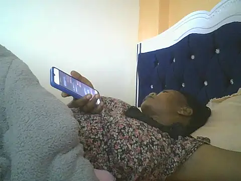 Snapshot of clakemmy250 chatting on 11, 2, 2025 clakemmy250 online show from 11, 2, 2025