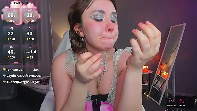 lilly Cherry  online show from 31, 1, 2025