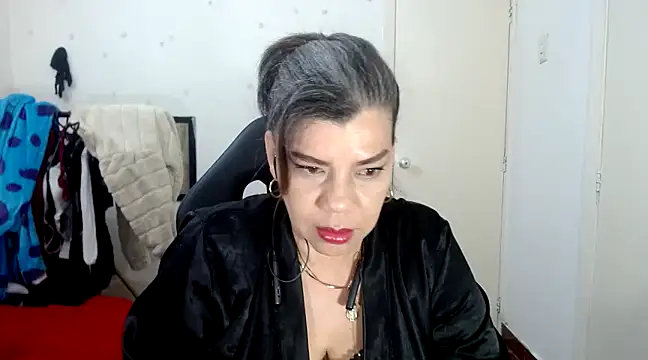 vikyadams online show from 27, 2, 2025