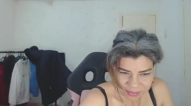 vikyadams online show from 10, 3, 2025