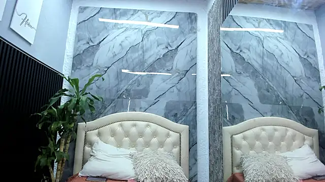 PamelaAnderson 2 online show from 1, 2, 2025