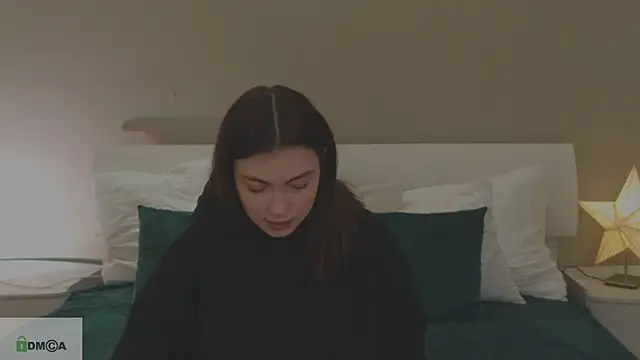 katty  cat online show from 14, 12, 2024