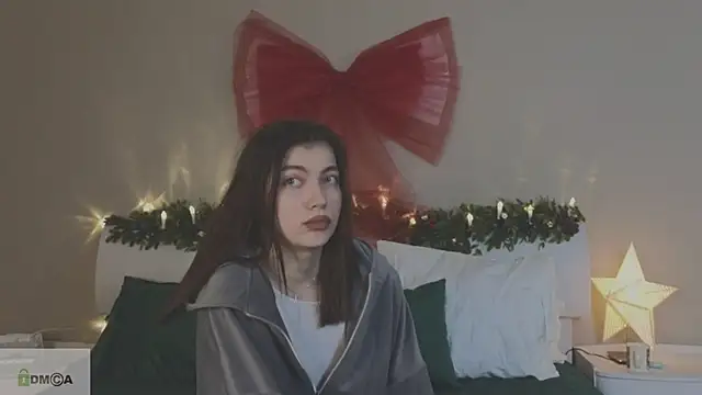 katty  cat online show from 26, 12, 2024