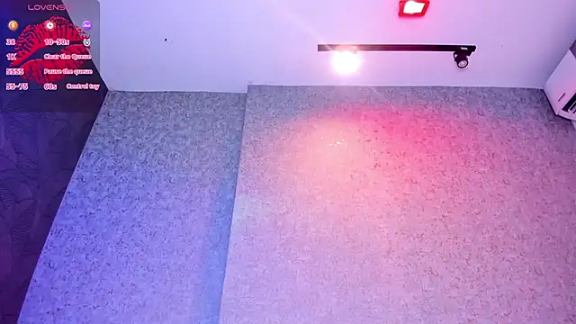 VanessaKalo online show from 4, 10, 2025