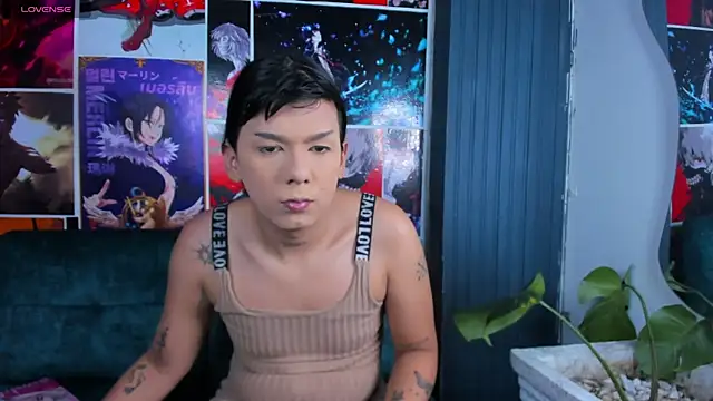 yossi peach cute online show from 4, 6, 2026