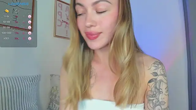 Snapshot of damn_cutie chatting on 7, 10, 2025 damn cutie online show from 7, 10, 2025