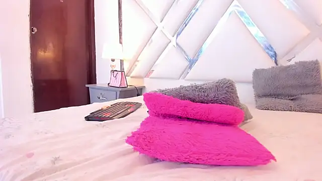 Snapshot of belacampbell chatting on 28, 12, 2024 belacampbell online show from 28, 12, 2024