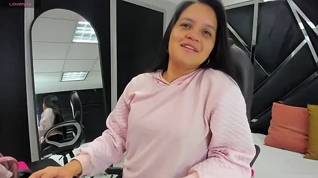 Snapshot of Ivanna18_x chatting on 20, 9, 2025 Ivanna18 x online show from 20, 9, 2025