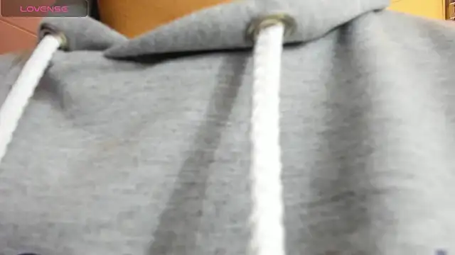 Snapshot of Ivanna18_x chatting on 12, 10, 2025 Ivanna18 x online show from 12, 10, 2025