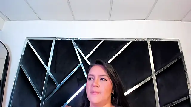 Snapshot of Ivanna18_x chatting on 26, 10, 2025 Ivanna18 x online show from 26, 10, 2025