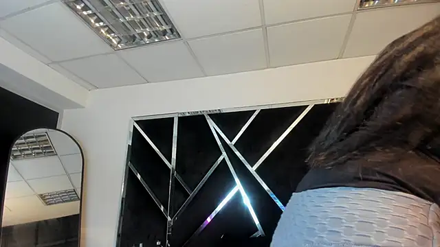 Snapshot of Ivanna18_x chatting on 19, 11, 2025 Ivanna18 x online show from 19, 11, 2025