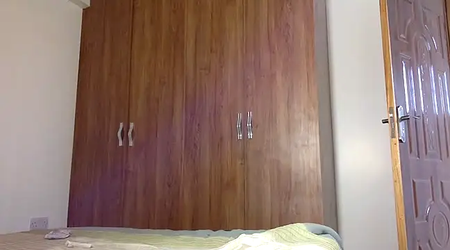 Rose berry online show from 25, 1, 2025