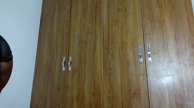 Rose berry online show from 21, 2, 2025