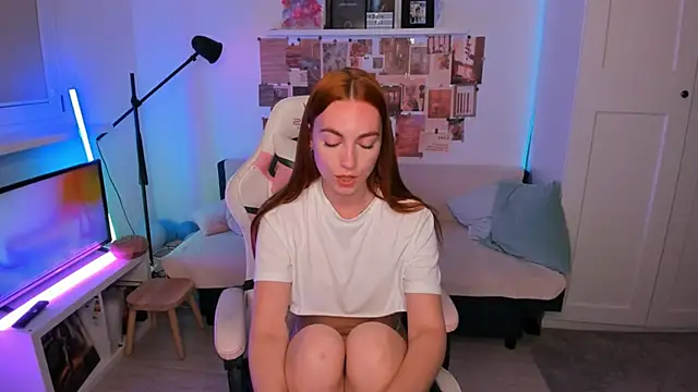 Mia Madden online show from 26, 4, 2026