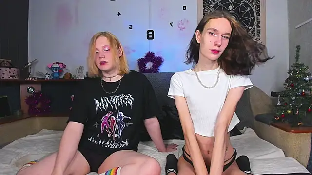 Snapshot of Calvin_and_Kevin chatting on 31, 12, 2024 Calvin and Kevin online show from 31, 12, 2024