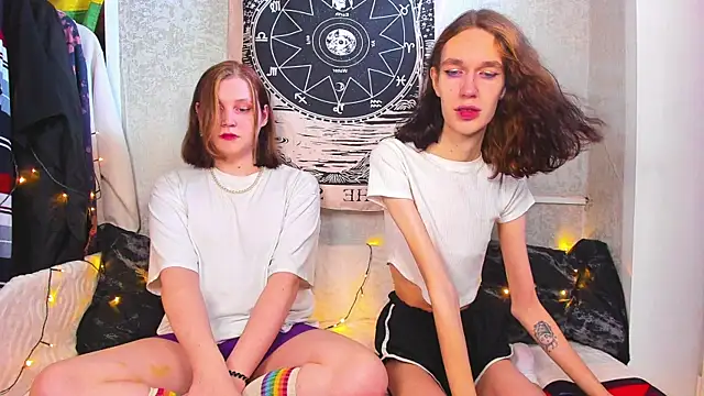 Snapshot of Calvin_and_Kevin chatting on 4, 2, 2025 Calvin and Kevin online show from 4, 2, 2025